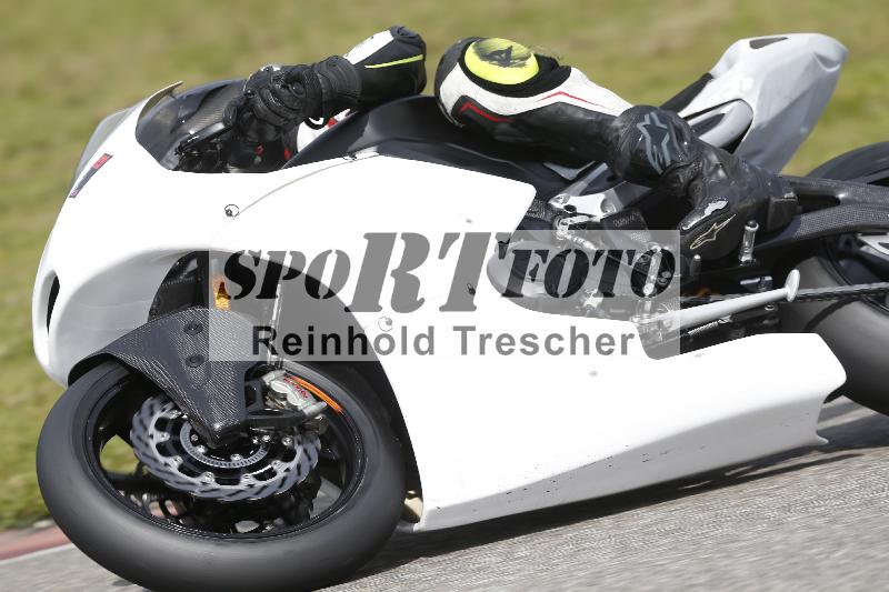 /Archiv-2024/17 01.05.2024 Speer Racing ADR/Gruppe rot/7-1